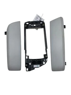 18 - 20 BMW M5 F90 OEM RH & LH CONSOLE LEATHER ARMREST W/ LID FRAME *DAMAGE* - Изображение 1 из 4