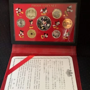 * Mickey Mouse 75 years with Mickey 2003 Proof Coin Set Mint USED Japan - Picture 1 of 4
