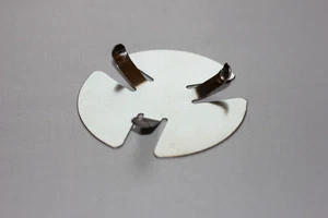 Volkswagen Zwischenplatte Bremsbelag Bremsen vorne NEU Orig. 357615231 Audi VW - Bild 1 von 1