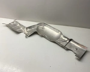 Mercedes W123 Mittelschaldämpfer Abschirm Hitze Blech Abschirmung 1236821671 TOP - Bild 1 von 10