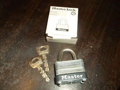 Master Lock Laminated Padlock Steel Shackle 1-1/2" - Image 1 of 2