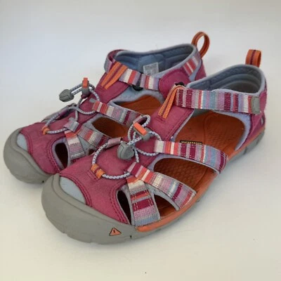 Sandalias híbridas de agua Keen para niños grandes niñas talla 6 Seacamp II CNX zapatos rosa naranja Foto 1 de 4