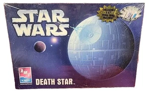 NIB SEALED 2005 AMT/Ertl Star Wars Death Star Model Kit INCLUDES 5X7 Movie Print - Picture 1 of 18