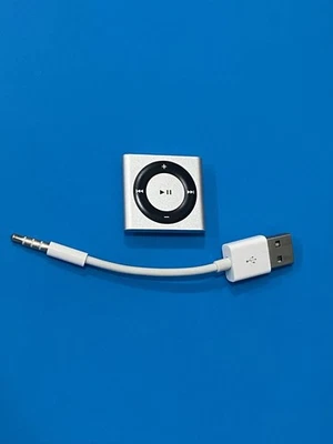 Silver iPod shuffle 4th Generation Mid 2015 2GB (Excellent Condition) - Image 1 of 4
