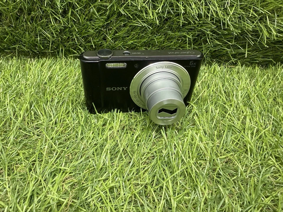 Sony Cyber-shot DSC-W810 20.1MP Camera Black SPARES REPAIRS SOLD AS IS - Image 1 of 4