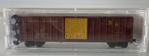 Micro-Trains N Scale 25660 Norfolk Southern 50’ Rib Side Box Car NS 2210 - Picture 1 of 5