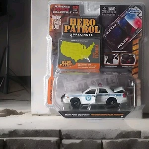 Jada Hero Patrol 1:64 09 Departamento de Policía de Miami Ford Crown Victoria Interceptor - Imagen 1 de 3