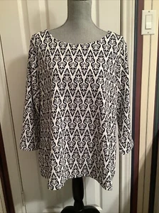 Charter Club Sz 1X Womens Knit Top Tunic 3/4 Sleeve Navy White Geometric - Picture 1 of 7