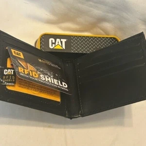 CAT caterpillar men’s black leather bifold wallet with RFID shield protection - Picture 1 of 11