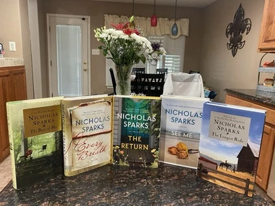 Nicholas Sparks Hardcover Books Foto 1 de 4