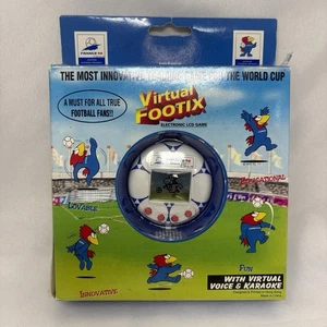 Francia 98 Copa Mundial FIFA Virtual Footix Tamagotchi Virtual Mascota Lcd Juego - Imagen 1 de 3