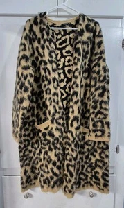 Suéter cárdigan plumero estampado leopardo peludo tórrido para mujer talla 3x - Imagen 1 de 7