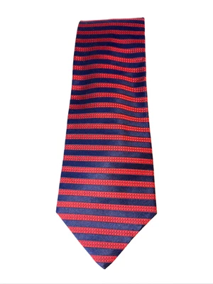 Geoffrey Beene Tie Black Red Stripe 100% Silk Made in USA 3.75"x57" - Image 1 of 2