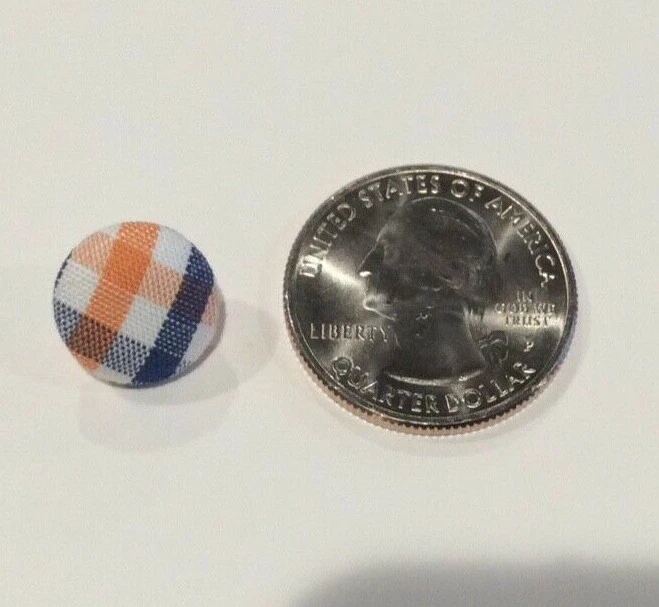 BUTTON #082405--ORANGE & NAVY--T12 CHECK 1/2" SHANK-- 11 BUTTONS IN A SET - Image 1 of 1
