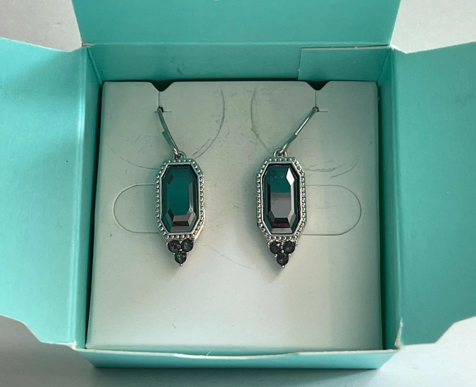 Pendientes colgantes decorativos de plata envejecida Origami Owl con cristales de hematita a chorro ER2113 Foto 1 de 1