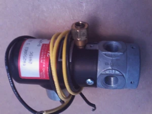 VÁLVULA SOLENOIDE HUMPHREY VA250AE1-3-11-20 24VDC NUEVA EN CAJA - Imagen 1 de 4