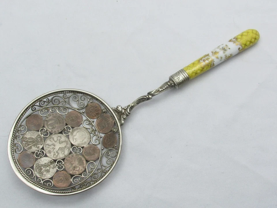 Antigua cuchara austrohúngara de plata y porcelana del siglo XIX Foto 1 de 4