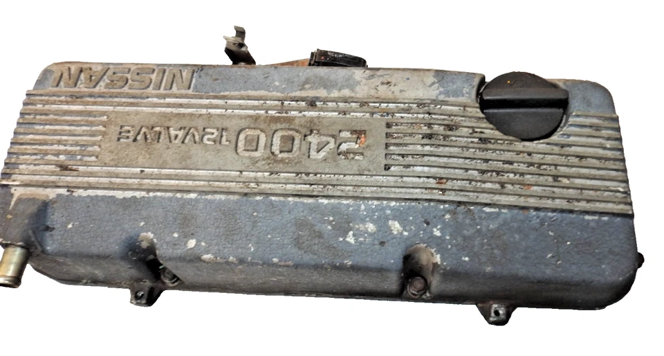 Cubierta de válvula con tapa de aceite OEM Nissan Hardbody 1995-1997 Pickup D21 2,4 L 12 V Foto 1 de 1