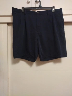 Croft & Barrow Men's Pleated Front Navy Blue Bermuda Shorts Size 40 - Image 1 of 4