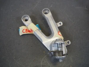 HOLDER BRACKET , L.STEP FR HONDA CBR1000RR 04-05 Fireblade 50600-MEL-000 16746 - Imagen 1 de 4