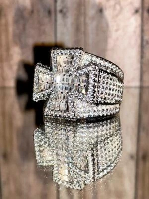 Anillo Bling BAGUETTE CROSS Para Hombres Ice Out 2.5ct Circonita Helada Bling Oro Blanco 14k 6-12 Foto 1 de 4