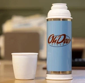 iam8bit - Remedy Entertainment - Alan Wake 2 II x Airam - Oh Deer Diner Thermos - Picture 1 of 1