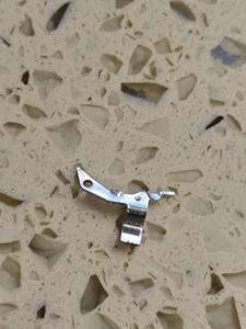 NOS Citizen 8110A CHRONOGRAPH Original Part 260-05 Lever remittance Zero NOS - Picture 1 of 4