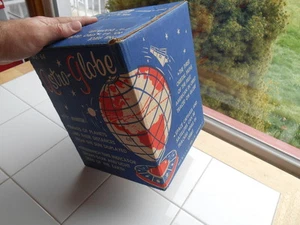 RARO Vintage 1960 Años 1962 J Chein Juguete de lata ASTRO GLOBO VACÍO Caja SOLO 10" Limpio - Imagen 1 de 1