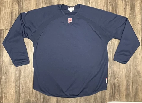 Minnesota Twins Majestic MLB Baseball Therma Base Sweater Men’s XL Long sleeve Cover