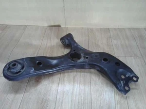 TOYOTA Prius 2010 Front Right Lower Control Arm 4806847050 [Used] [PA110546694] - Picture 1 of 6