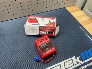 New Horizon Hobby Dynamite Prophet Sport NiMH 35W AC Charger DYNC2000CA - Picture 1 of 1