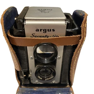 Argus Seventy-Five Film Box Camera with Leather Case - Picture 1 of 12