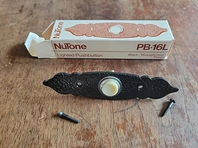Timbre de puerta con botón iluminado NuTone PB-16L vintage de los años 70 acabado negro nuevo en caja Foto 1 de 4