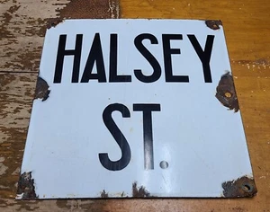 NEW YORK CITY TRANSIT HALSEY ST SUBWAY SIGN BMT NYCTA COLUMN PILLAR VINTAGE - Picture 1 of 2