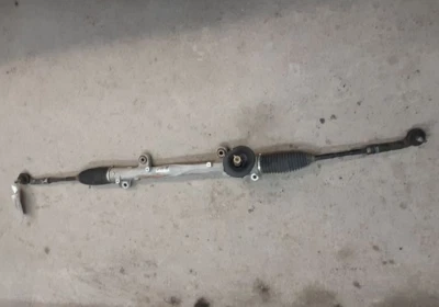 Portaequipajes y piñón de dirección Kia Forte 2019-2021 Foto 1 de 2