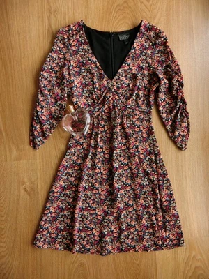 Topshop Retro Mini Floral Ruched 3/4Sleeve Fit & Flare Mini Dress in Black 4/XXS - Image 1 of 4