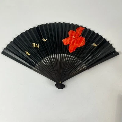 Antigo ventilador de mão dobrável anos 50 Tasman Empire Airways limitado madeira de hibisco TEAL preto  - Imagem 1 de 4