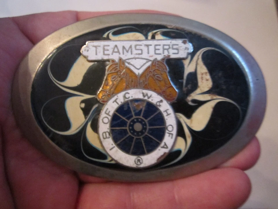 VINTAGE TEAMSTERS UNION BELT BUCKLE - I.B. OF T.C. W.&H. OF A. - GW5 - Image 1 of 3