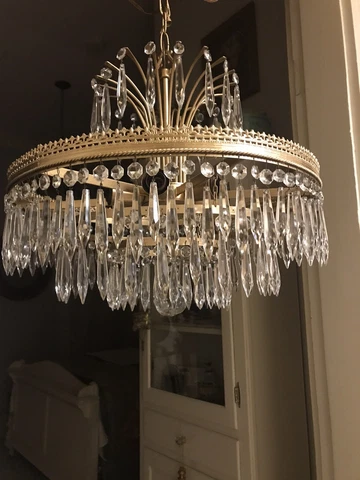 Vintage 4 TIER WEDDING CAKE CHANDELIER  HOLLYWOOD REGENCY MCM  GORGEOUS Cover