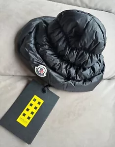 Moncler X Pharell Williams Daunengefüllter Hut M - Bild 1 von 4