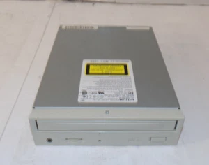 Unidad de CD interna IDE Mitsumi modelo CRMC-FX4010M - Imagen 1 de 2