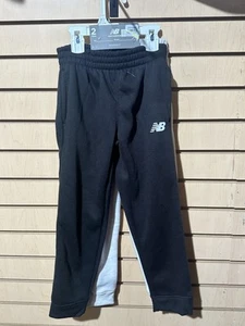 New Balance 2 Pack Eize 5/6 Youth Pants White And Black - Picture 1 of 5
