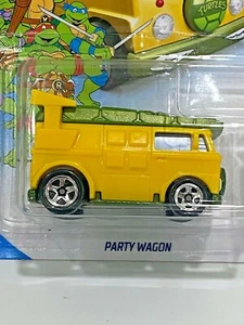 Hot Wheels Teenage Mutant Ninja Turtle Party Wagon HW Screen Time 4/10 #39 New - Picture 1 of 4