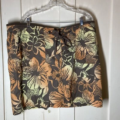 Pantalón Corto Sonoma Hawaiano Tropical Floral Calce Moderno Mujer Talla 18W Playa tiro bajo Foto 1 de 4