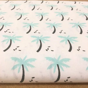 335. Palm Tree 100% Cotton Fabric. Price per 1/2 metre - Picture 1 of 4