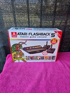 Atari Flashback 5 Classic Game Console 92 Built-in Games - Brand New Sealed - Picture 1 of 5