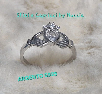 Anello Mani Abbraccio Santa Rita Cuore Di Gesù in argento S925  Misura 20 - Immagine 1 di 4