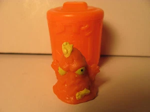 Trash Pack Series 2 #145 Sludger with can **New out of pack** - Picture 1 of 1