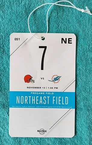 MIAMI DOLPHINS vs Cleveland Browns - PREGAME FIELD PASS - 11/13/2022 - NFL  RARE Cover