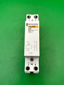 Contactor Merlin Gerin 16380 CT 20A - Imagen 1 de 4